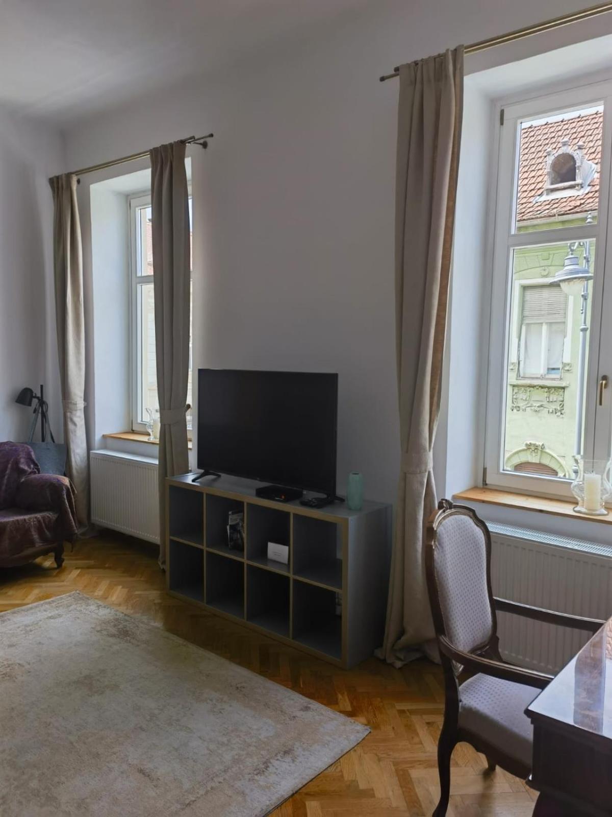Apartment Emerald Old Town Hermannstadt